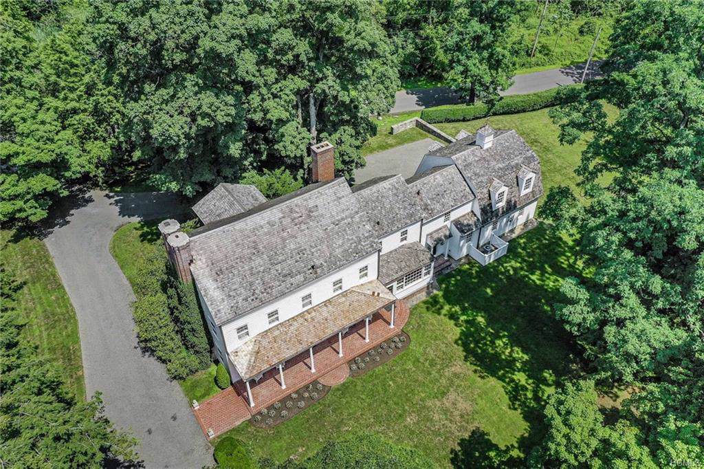 2 Beverly Road - Photo 1