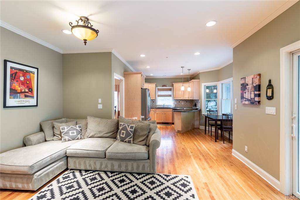 111 Kensico Avenue - Photo 1