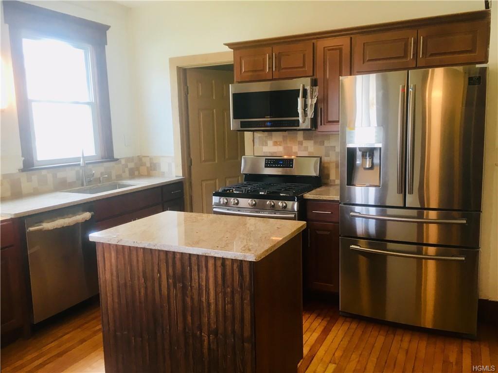 26 Watkins Avenue - Photo 1
