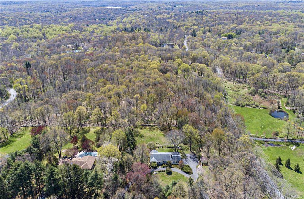 7 Old Pound Road - Photo 1