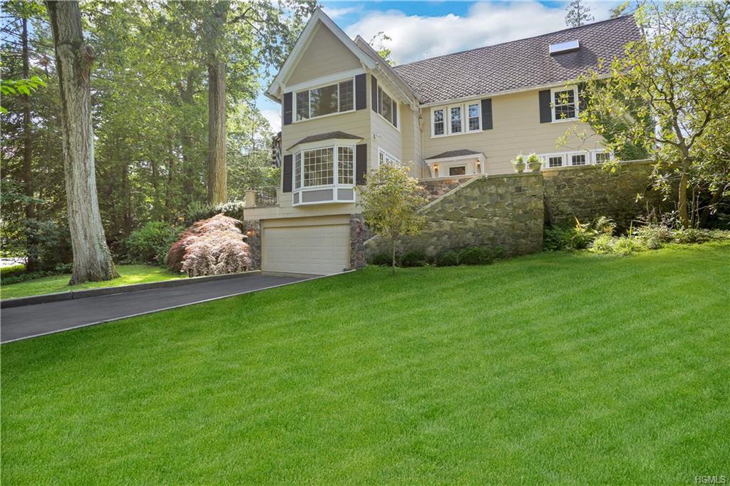 56 Pell Place - Photo 1