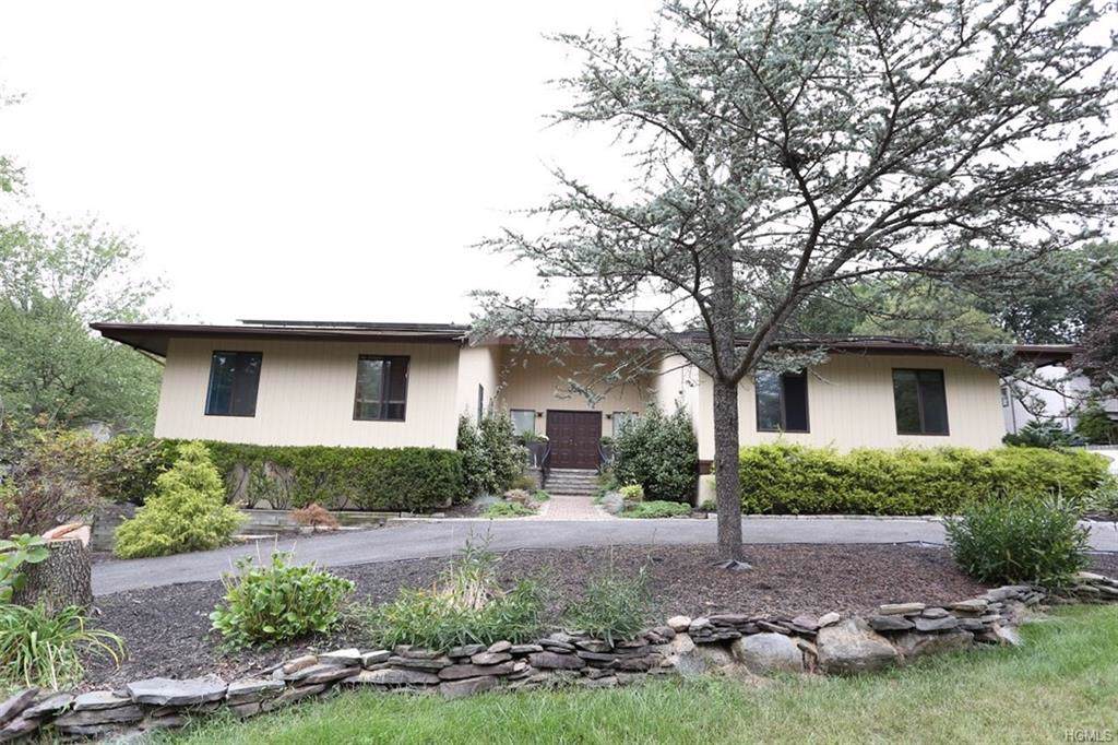 1 Hilburg Court - Photo 1