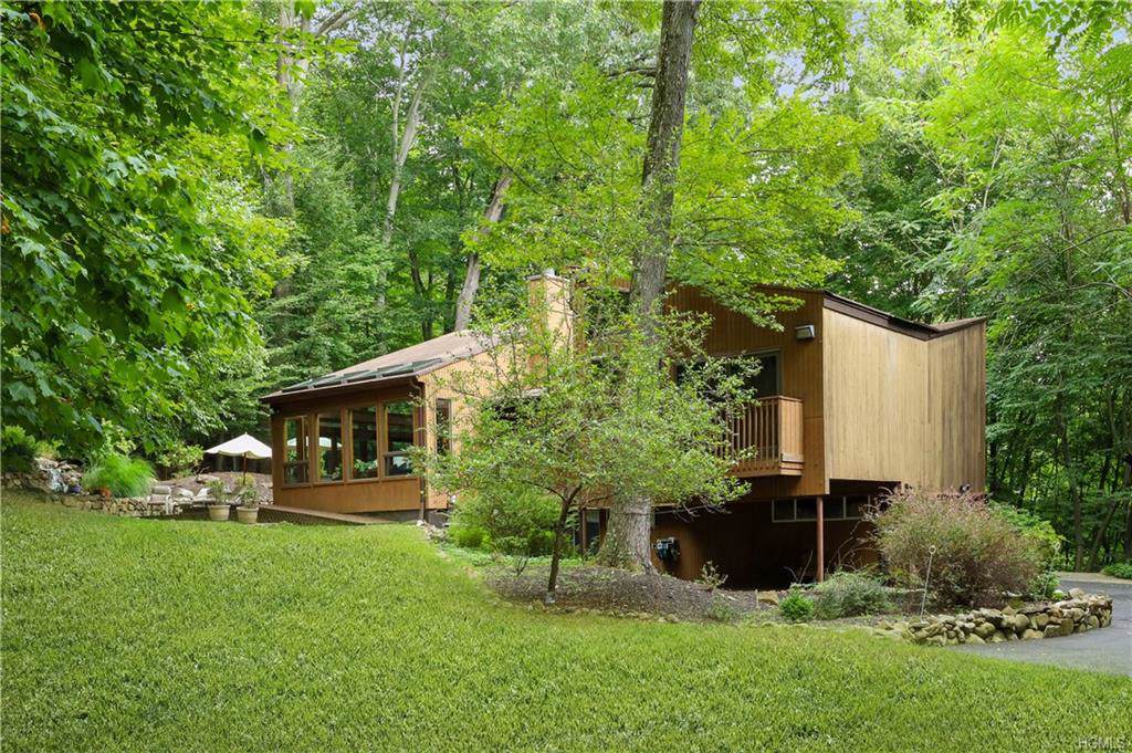 15 Hemlock Trail - Photo 1