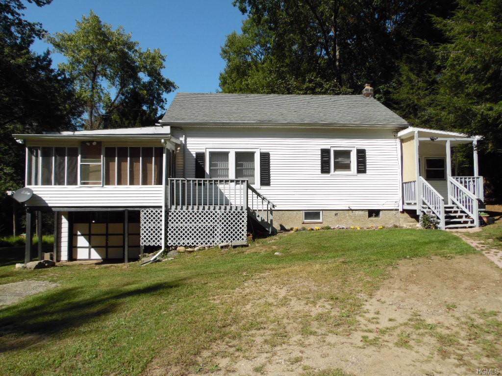 5 Rogers Lane - Photo 1