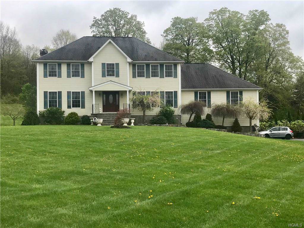 109 Cunningham Drive - Photo 1