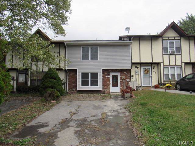 41 Black Stallion Court - Photo 1