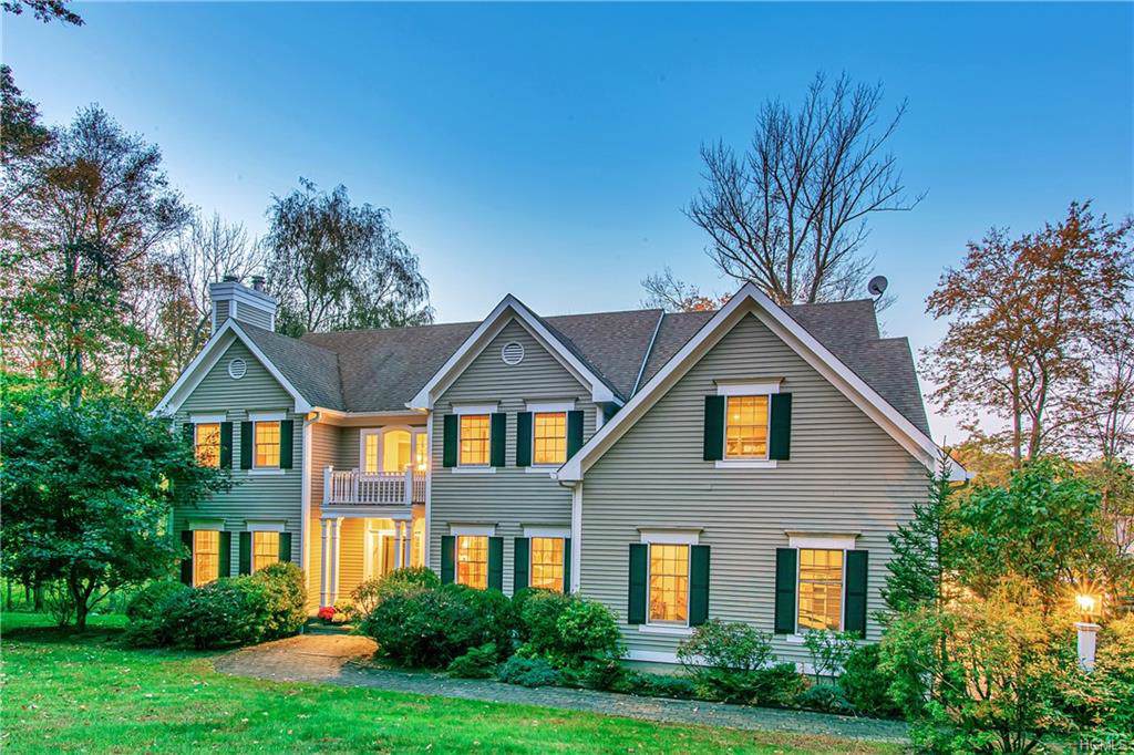 56 Lambert Rdg - Photo 1