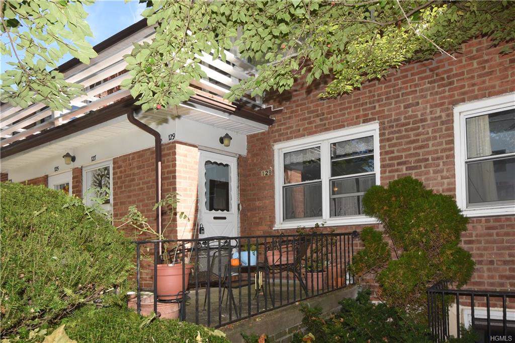 129 S Buckhout Street - Photo 1