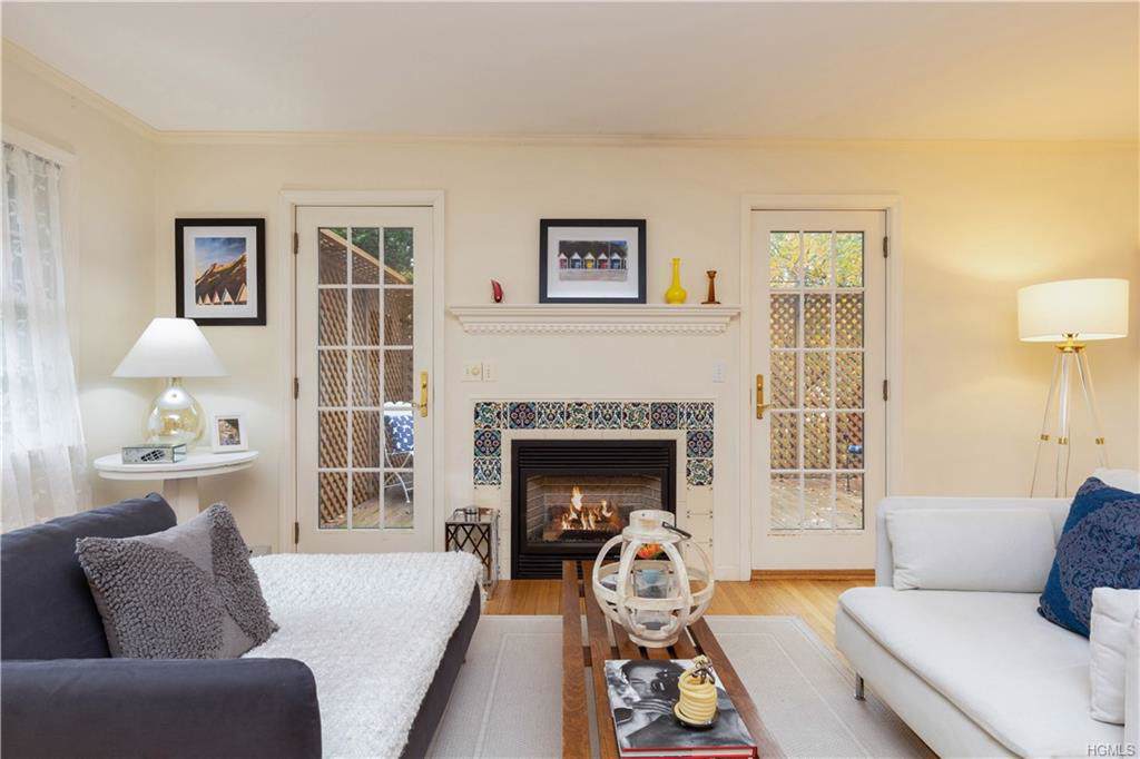 445 Broadway - Photo 1