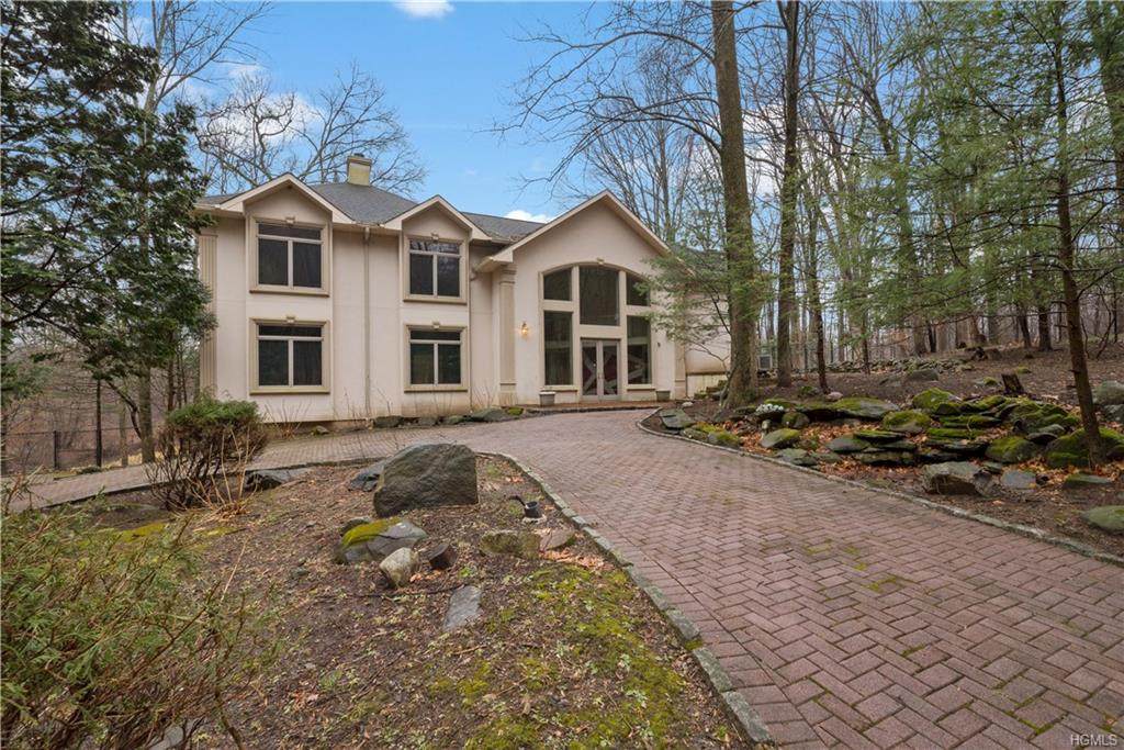 27 Sky Meadow Road - Photo 1