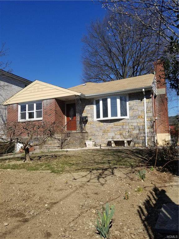 35 Montgomery Avenue - Photo 1