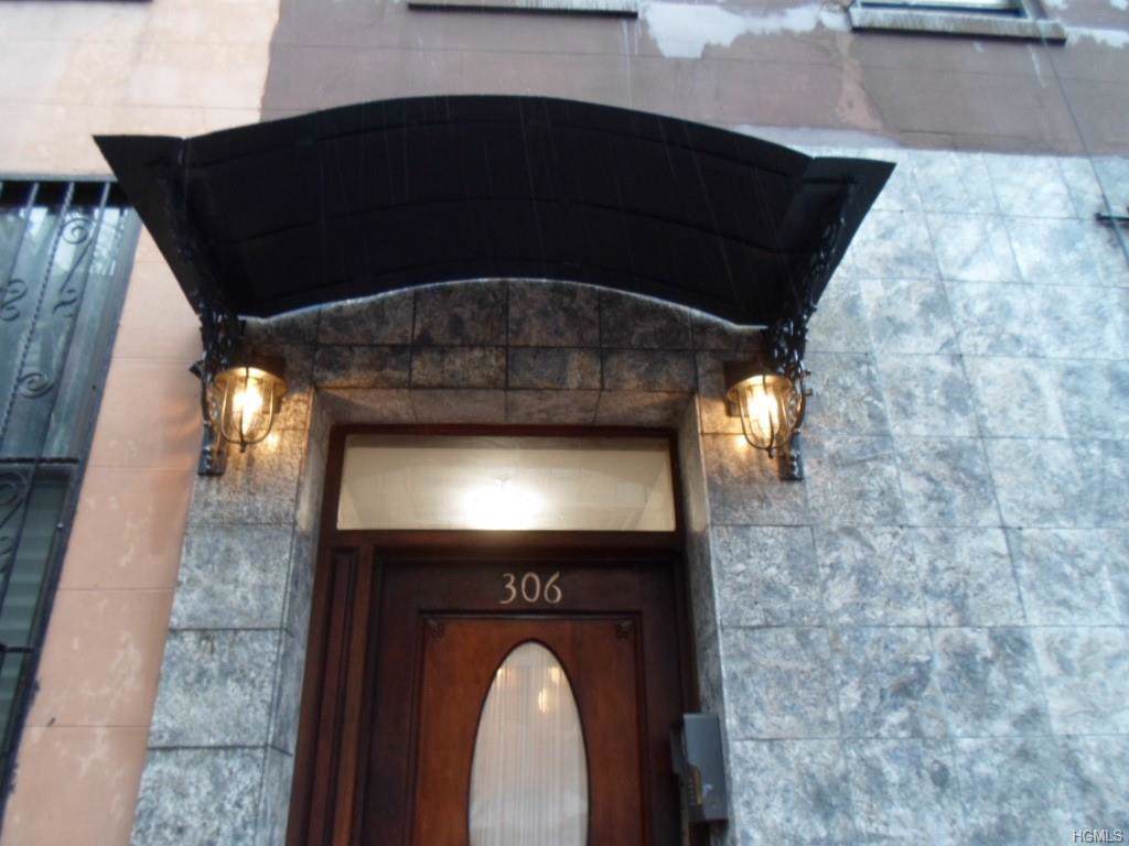 306 105th Street - Photo 1