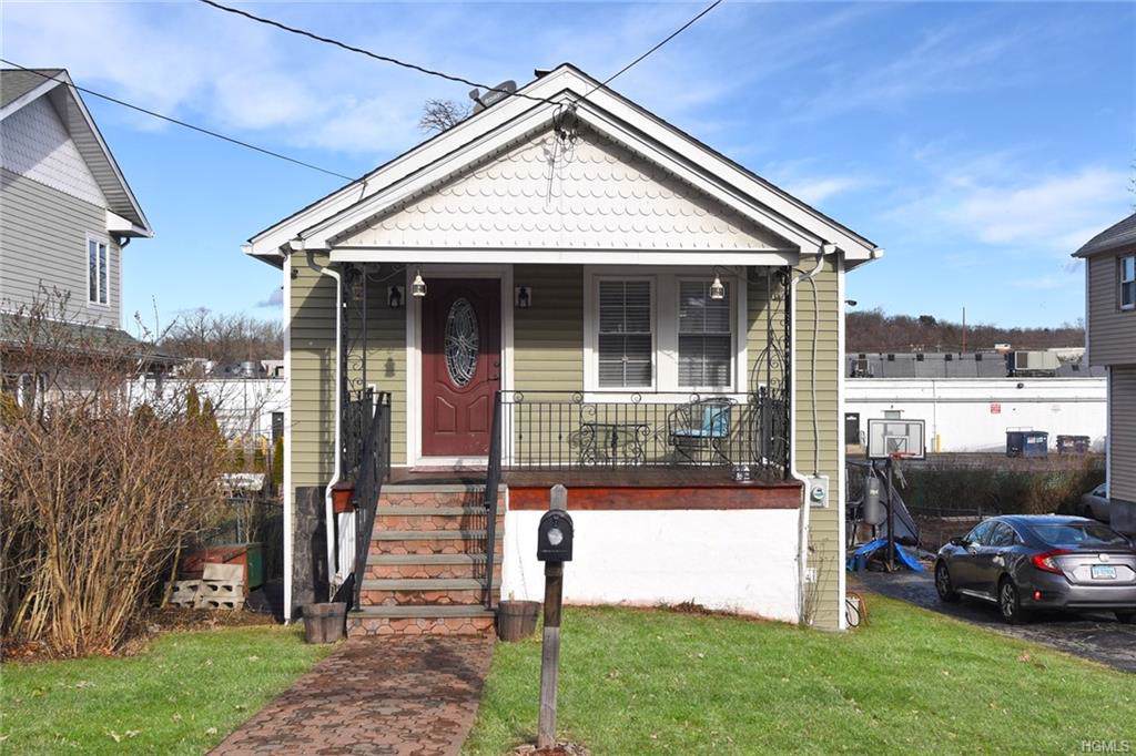 100 Dobbs Ferry Road - Photo 1