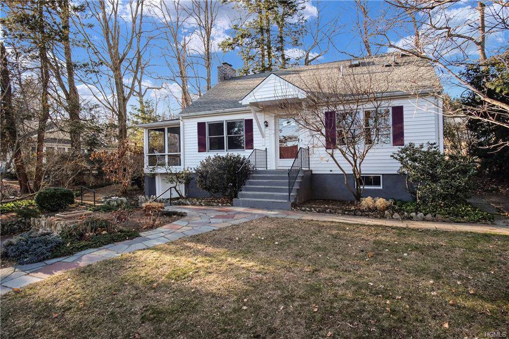27 Sycamore Road - Photo 1