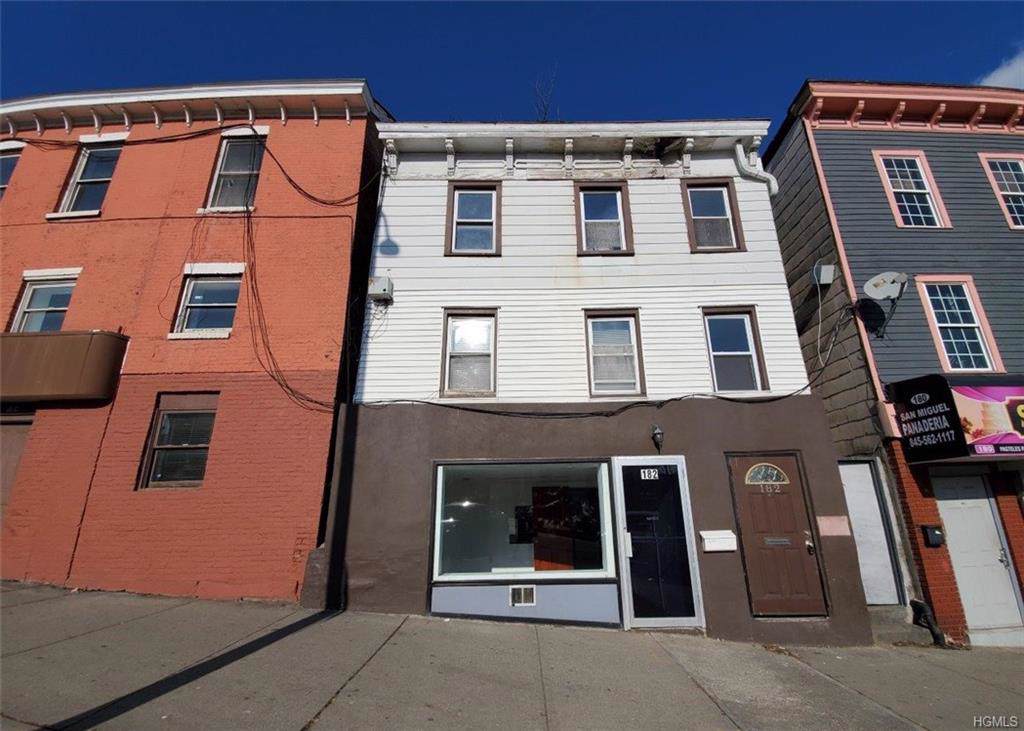 182 Broadway - Photo 1