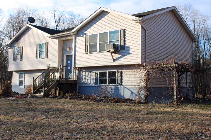 226 Quaker Street - Photo 1