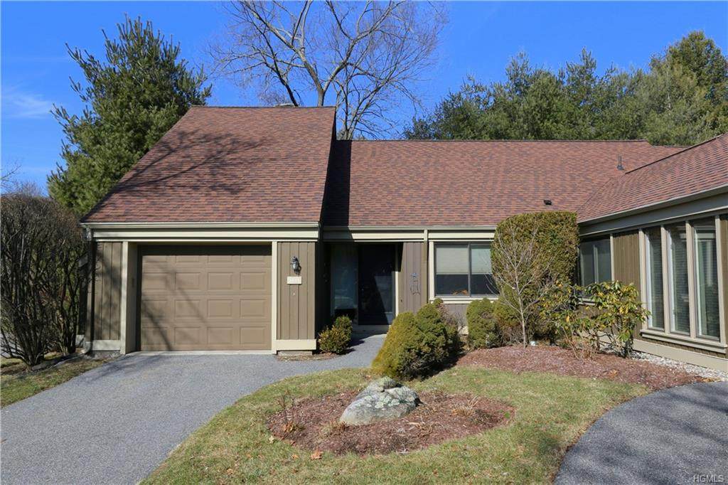 587 Heritage Hills - Photo 1