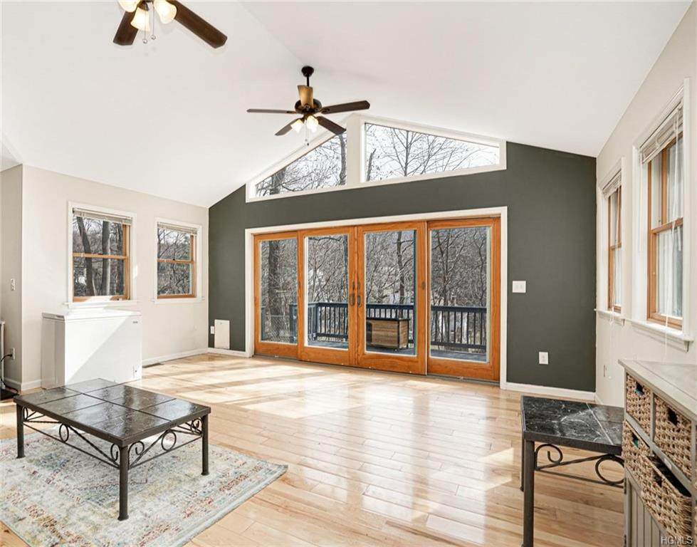 96 Wesley Avenue - Photo 1