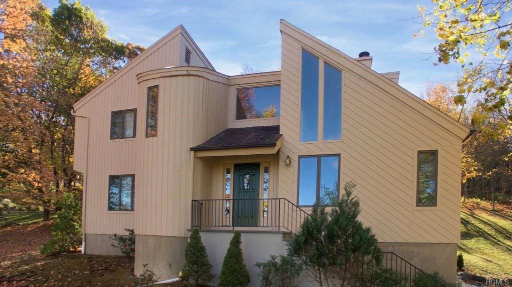 182 Deerfield Lane - Photo 1