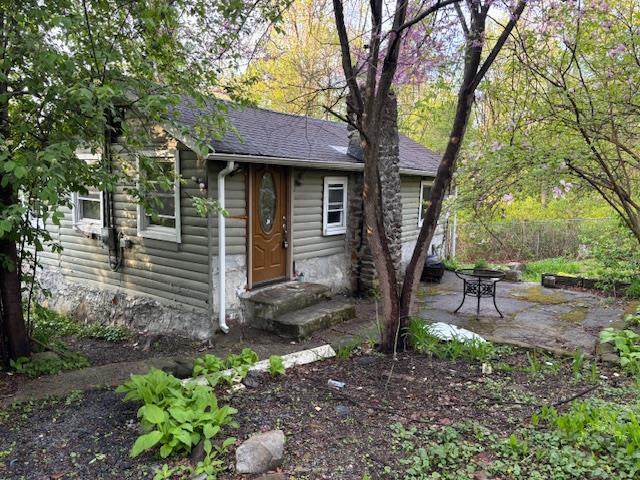 16 Stanton Trail - Photo 1