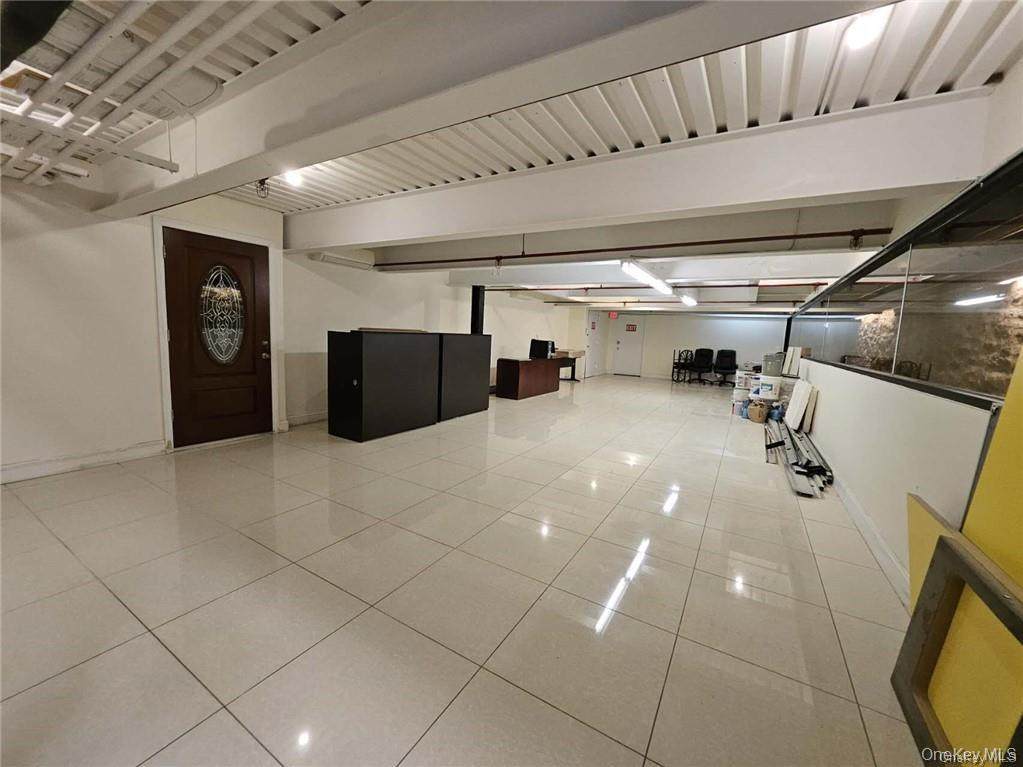 3425 Tremont Avenue - Photo 1