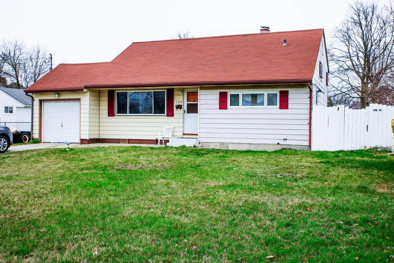 129 2nd Avenue - Photo 1