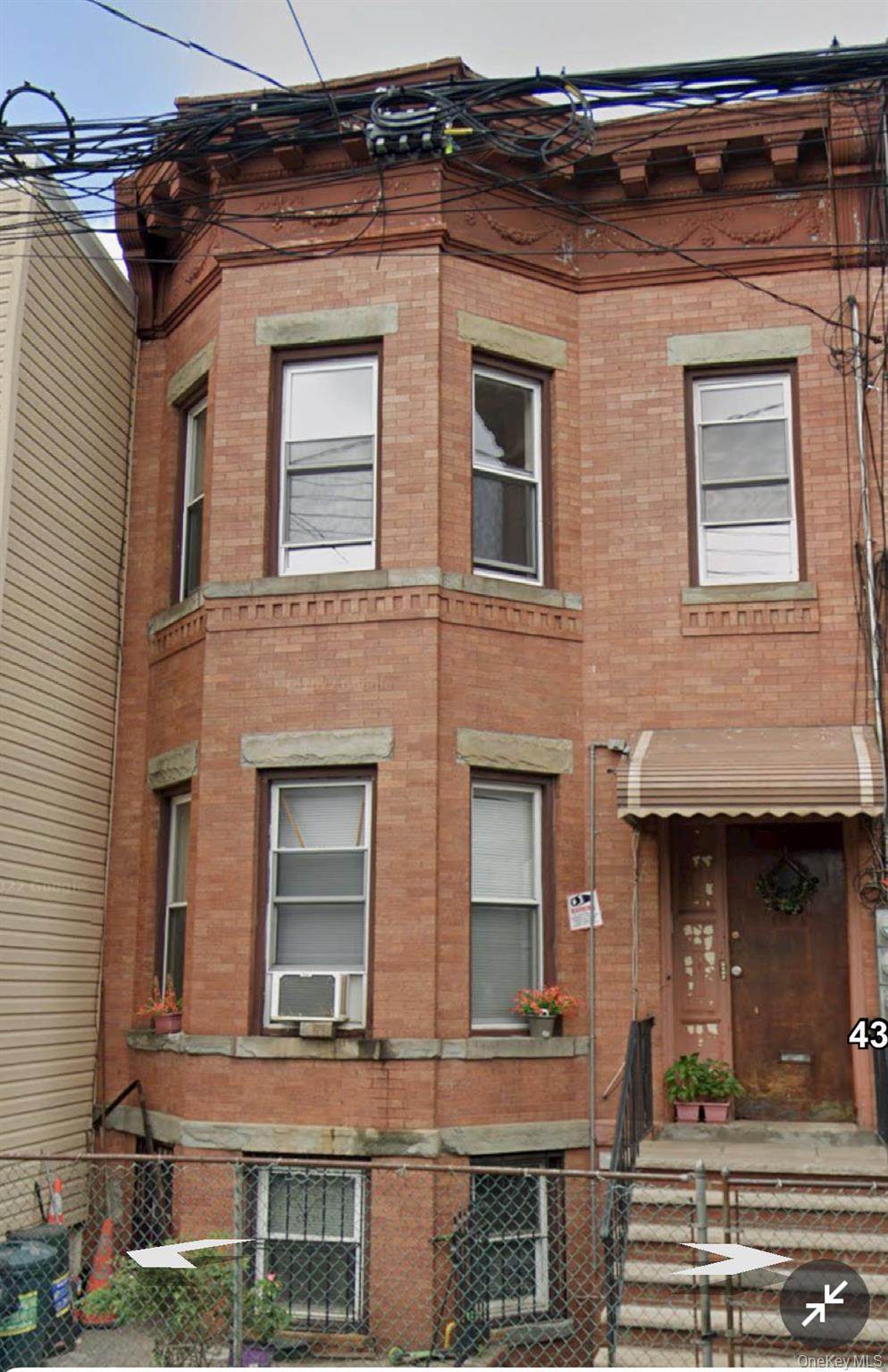 430 Pine Street - Photo 1