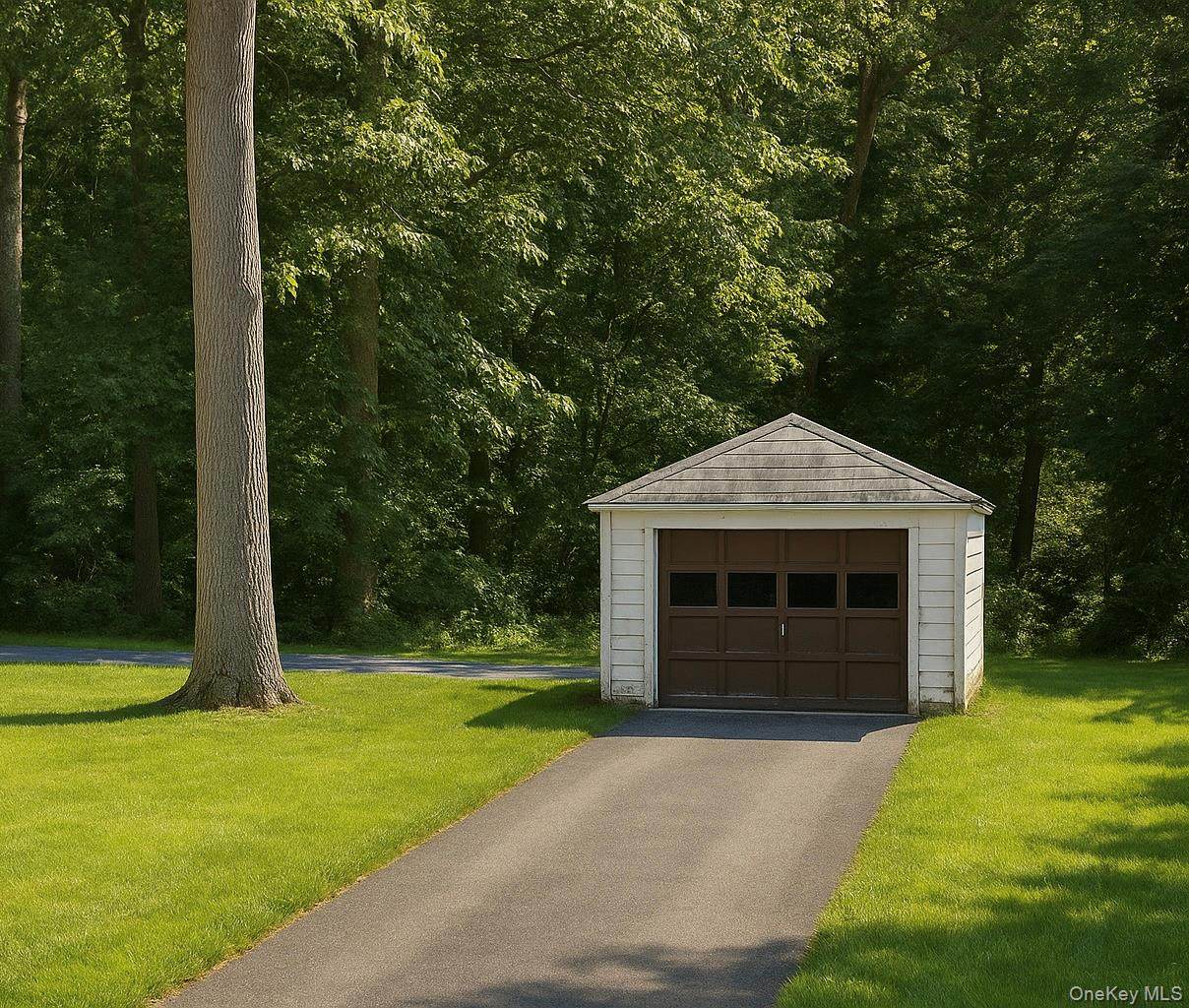 629 Park Avenue - Photo 1