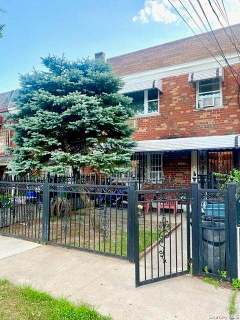3231 Grace Avenue - Photo 1