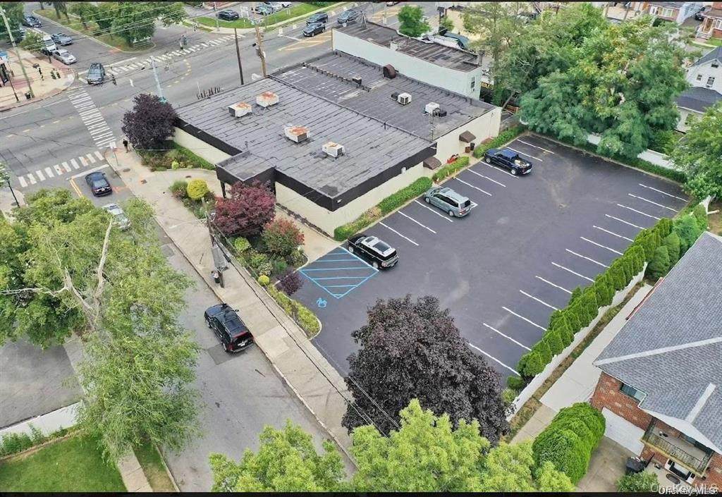 1529 Hempstead - Photo 1