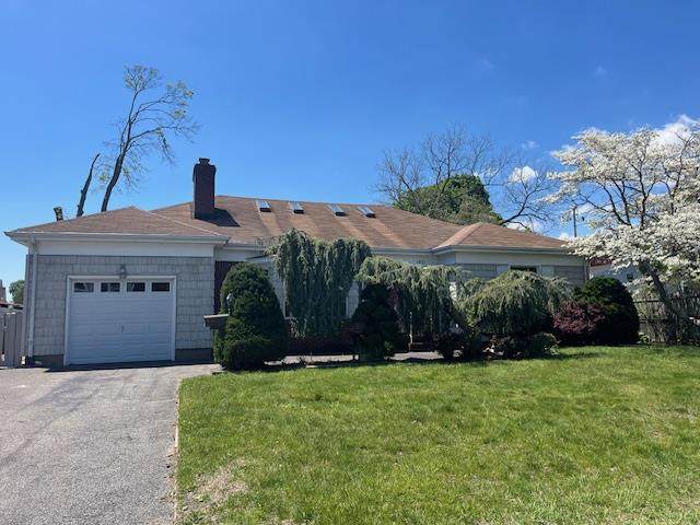 2032 Bergen Street - Photo 1