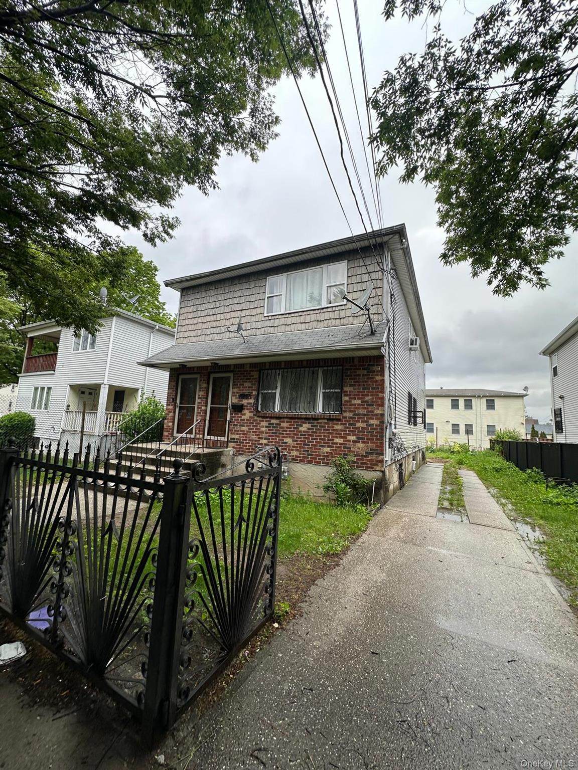 14207 135th Avenue - Photo 1