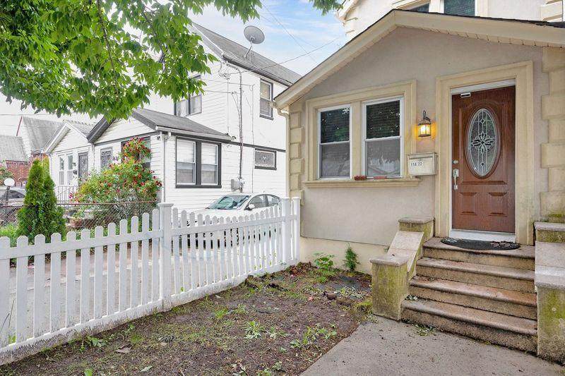 118-22 202nd Street - Photo 1