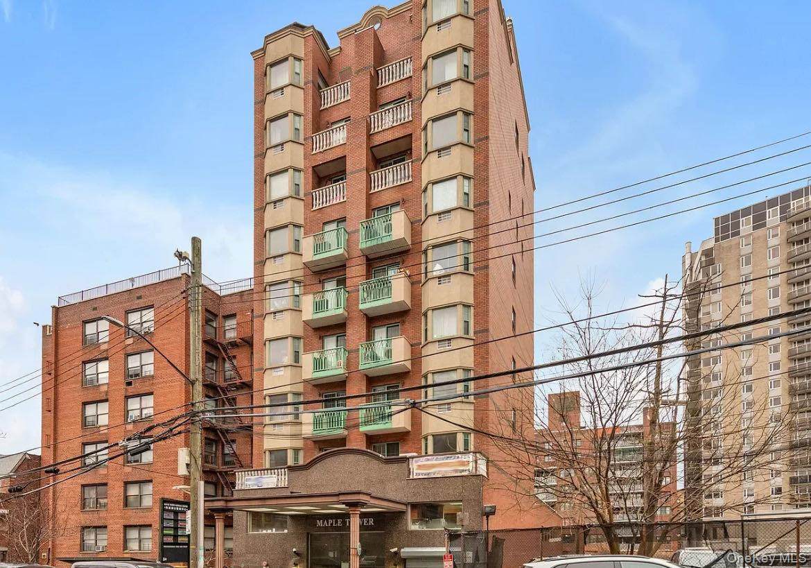 134-43 Maple Avenue - Photo 1