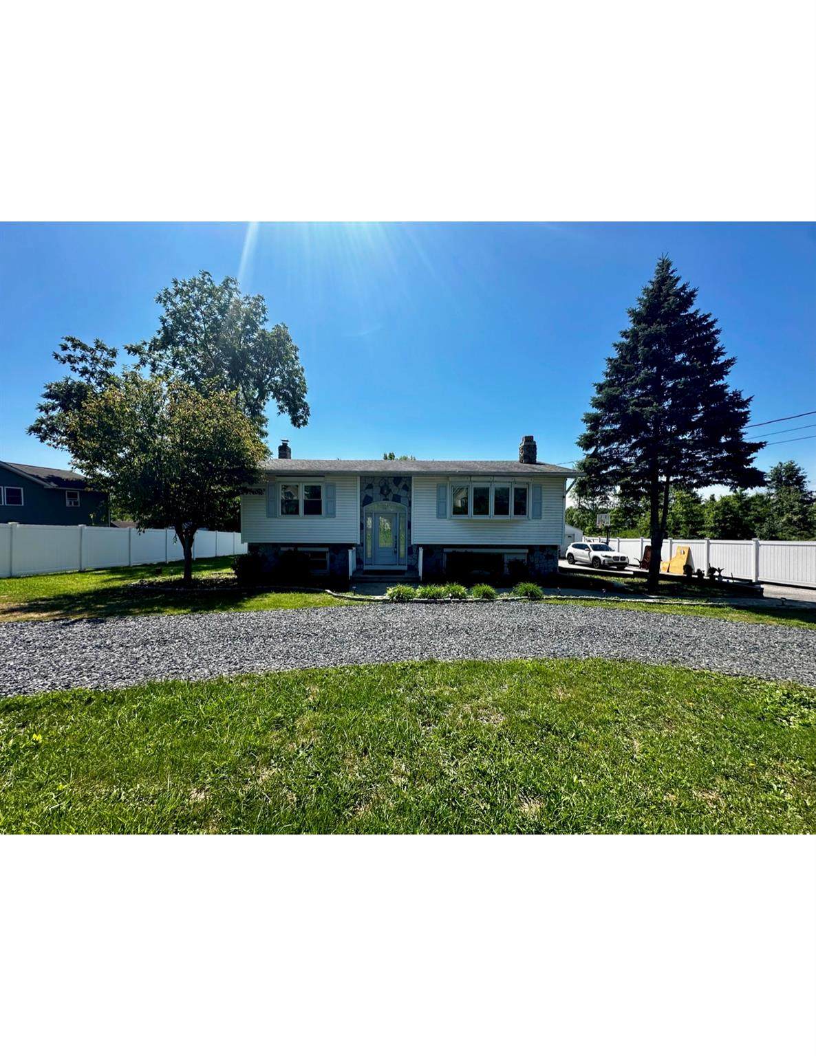 1300 Burlingham Road - Photo 1