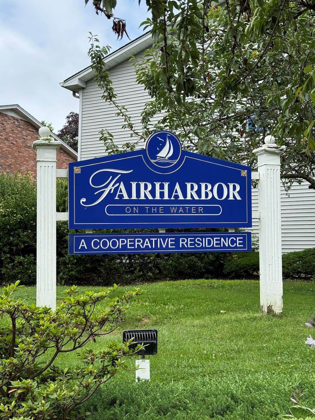 55 Fairharbor Dr - Photo 1