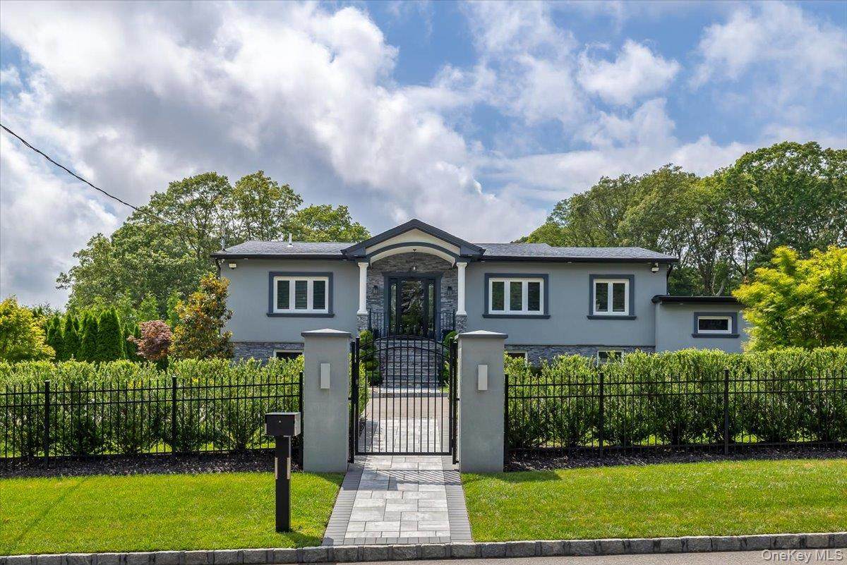 154 Mac Arthur Boulevard - Photo 1