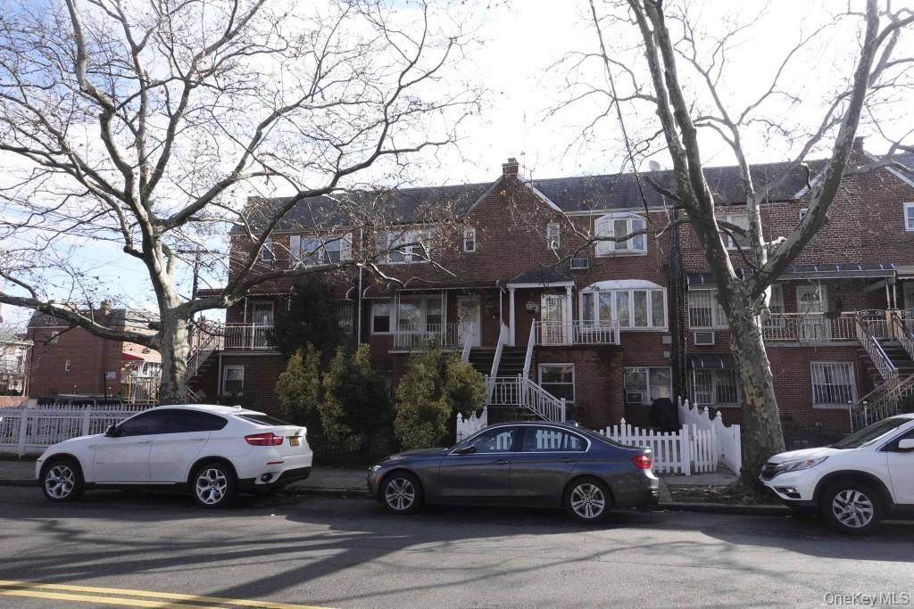 10120 Avenue J - Photo 1