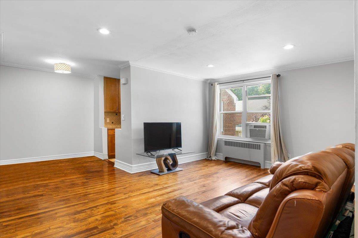 77 Edwards Street - Photo 1