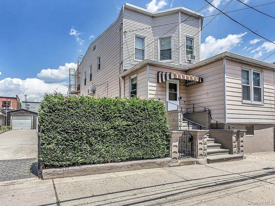 58-17-15 Penrod Street - Photo 1