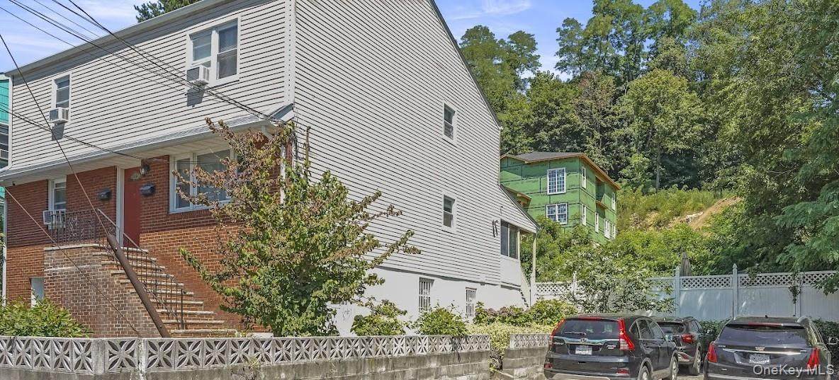 25 Montague Street - Photo 1