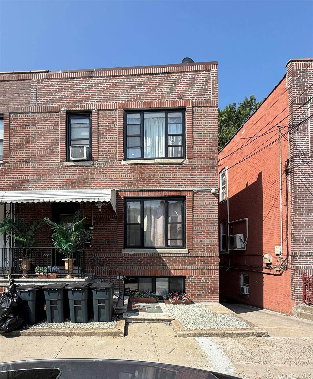 1917 Lurting Avenue - Photo 1