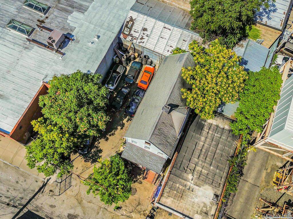 4513 Byron Avenue - Photo 1