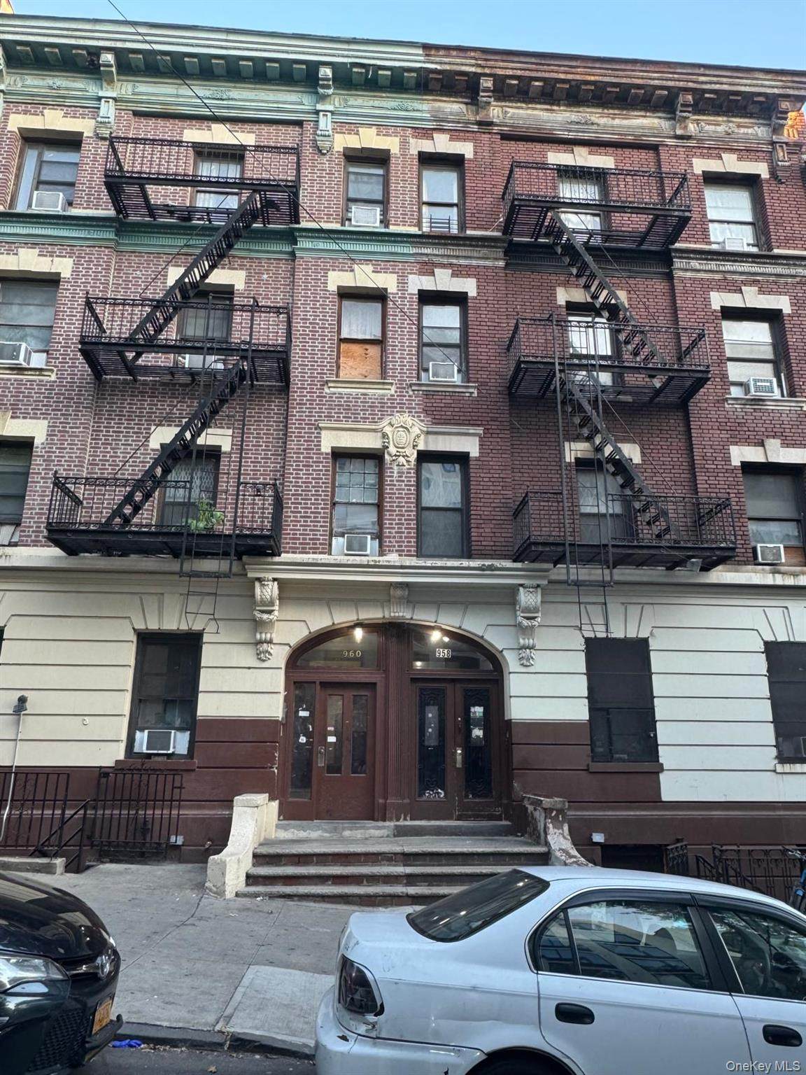 958 Anderson Avenue - Photo 1