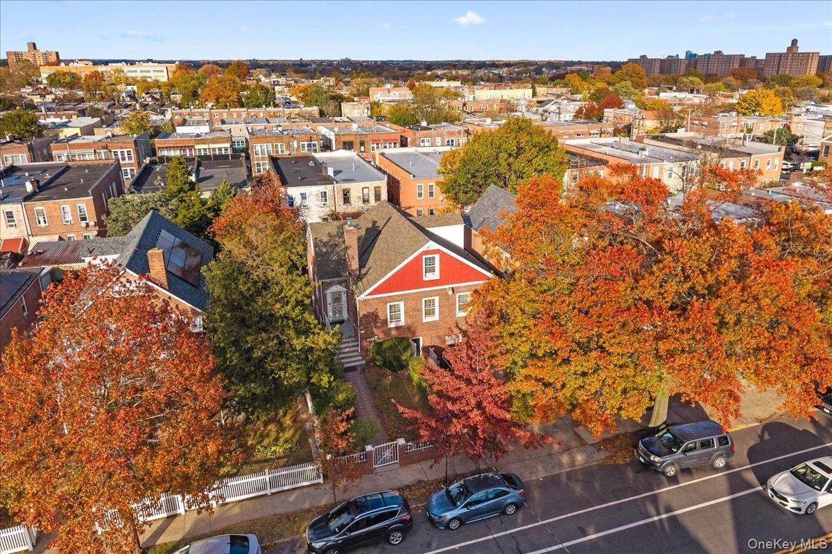 945 222nd Street - Photo 1