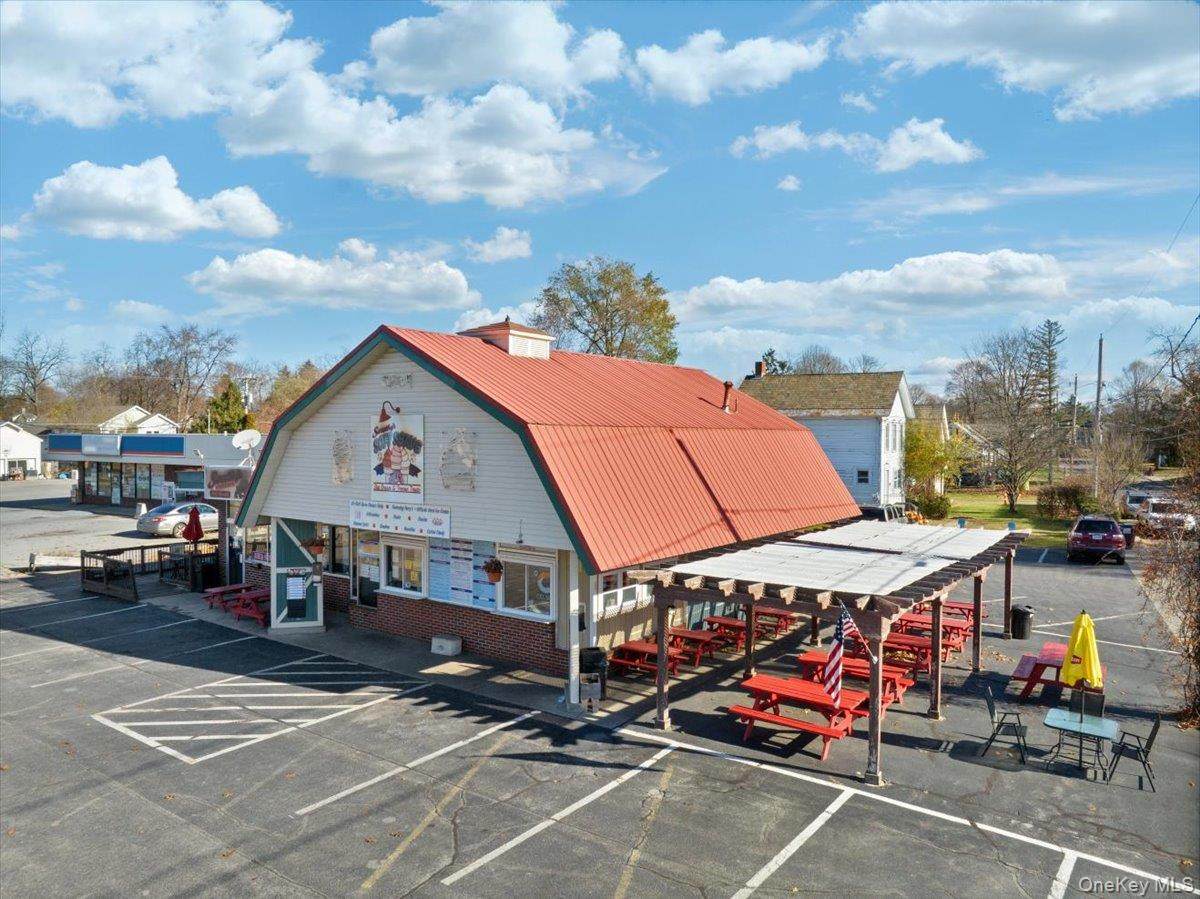 75 Saratoga Avenue - Photo 1