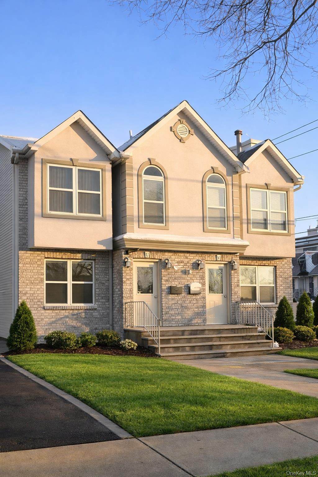 146 Jefferson Avenue - Photo 1