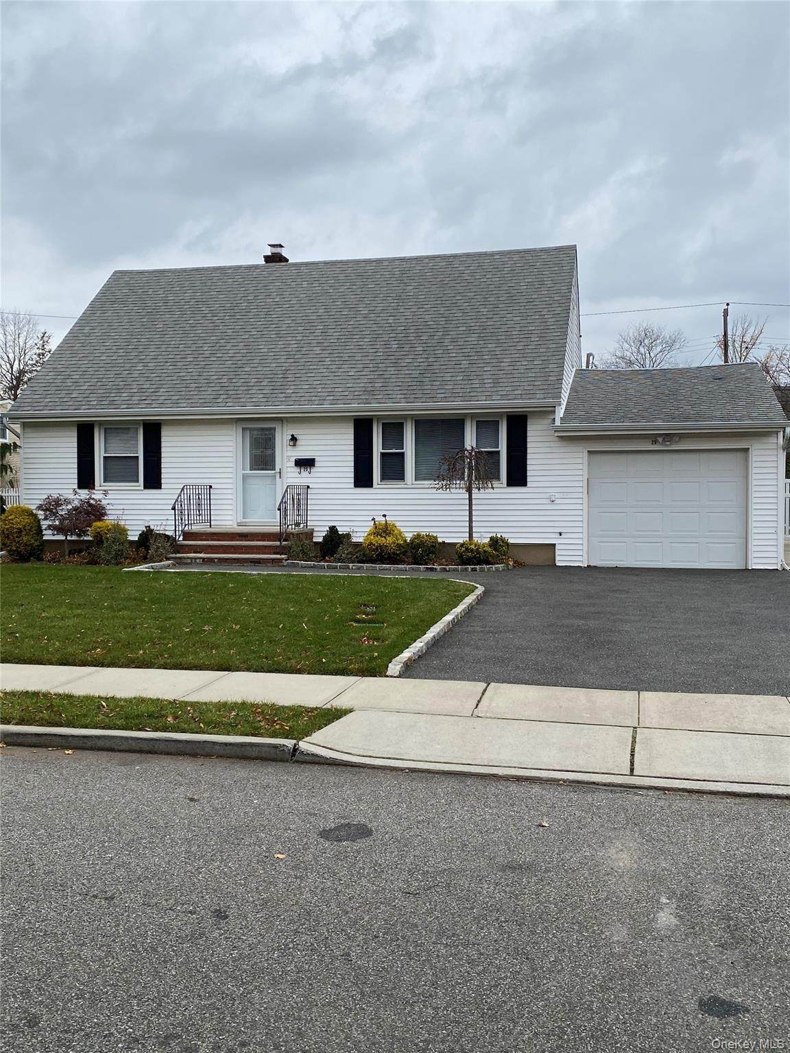 25 Woodhollow Road - Photo 1