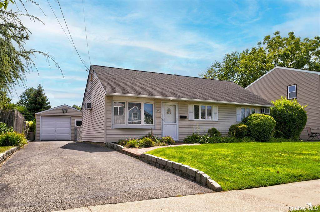35 Vernon Street - Photo 1