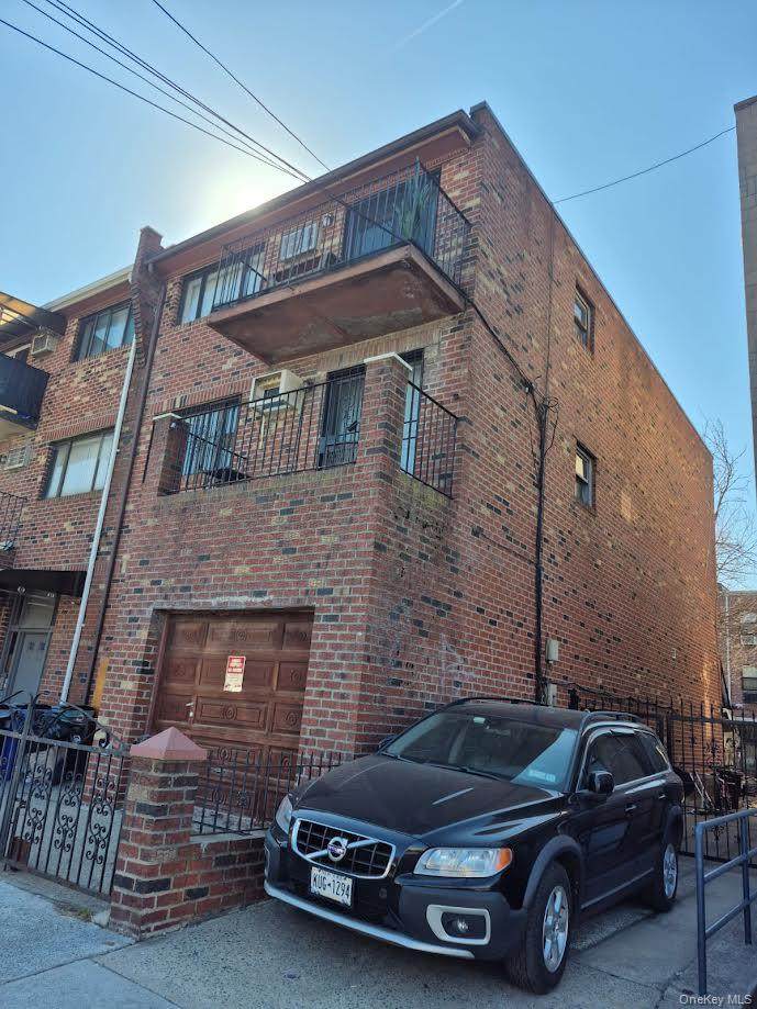 50-50 69th Street - Photo 1